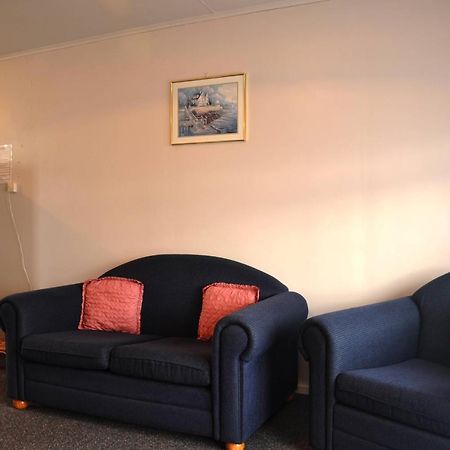 Feilding Motel Экстерьер фото