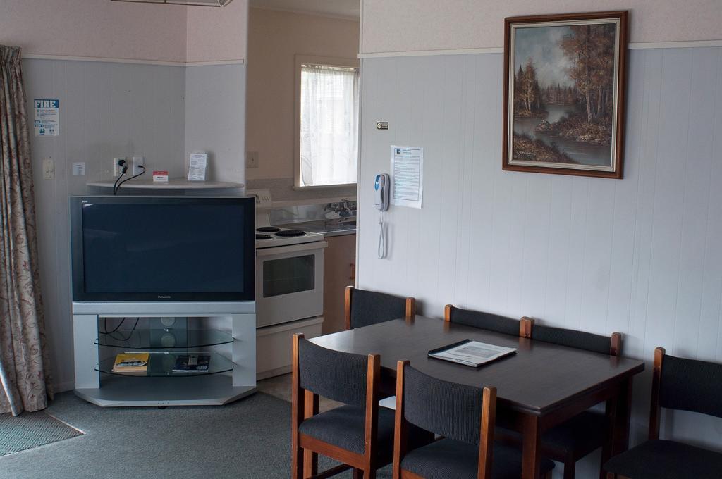 Feilding Motel Экстерьер фото