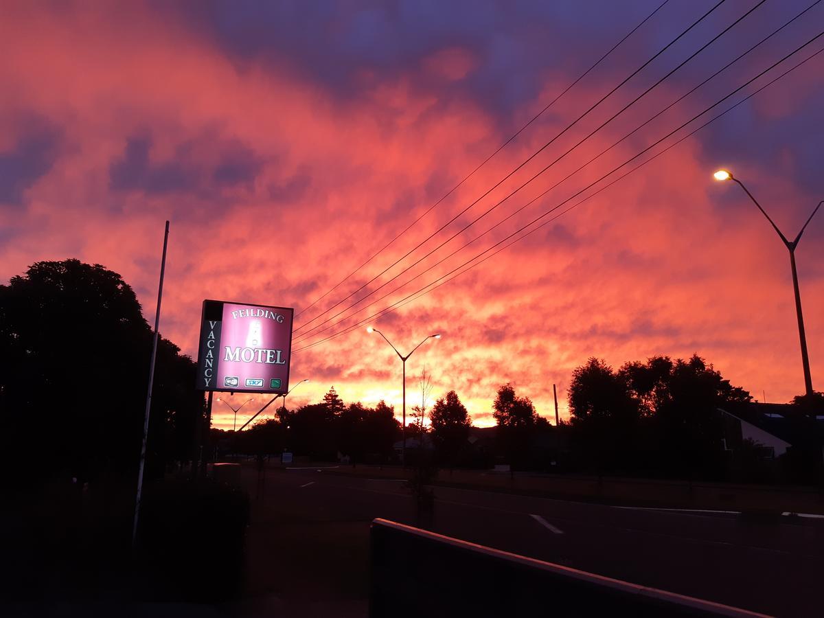 Feilding Motel Экстерьер фото