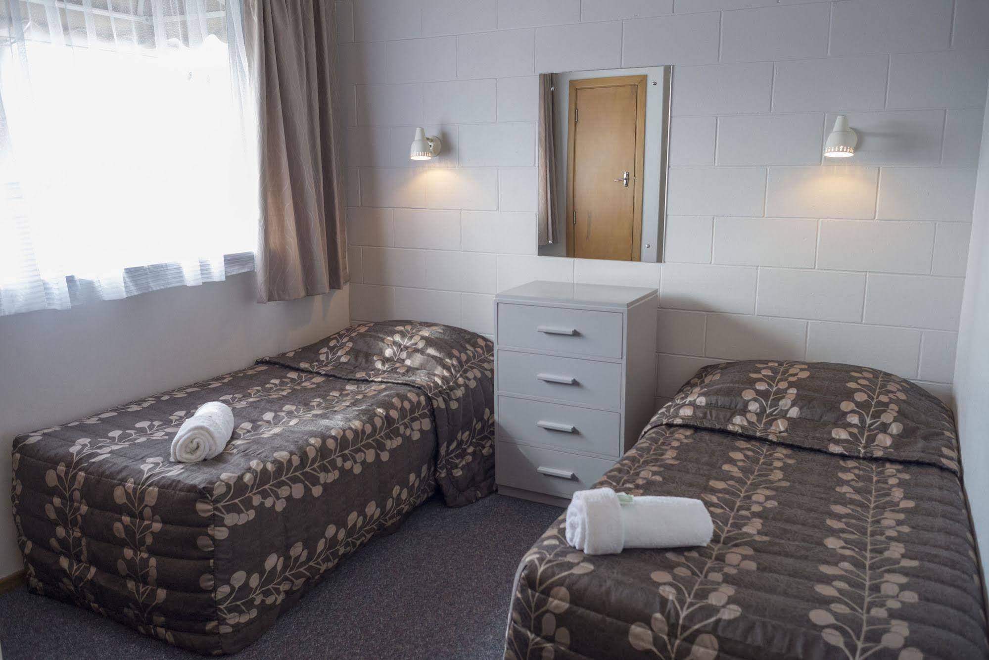 Feilding Motel Экстерьер фото
