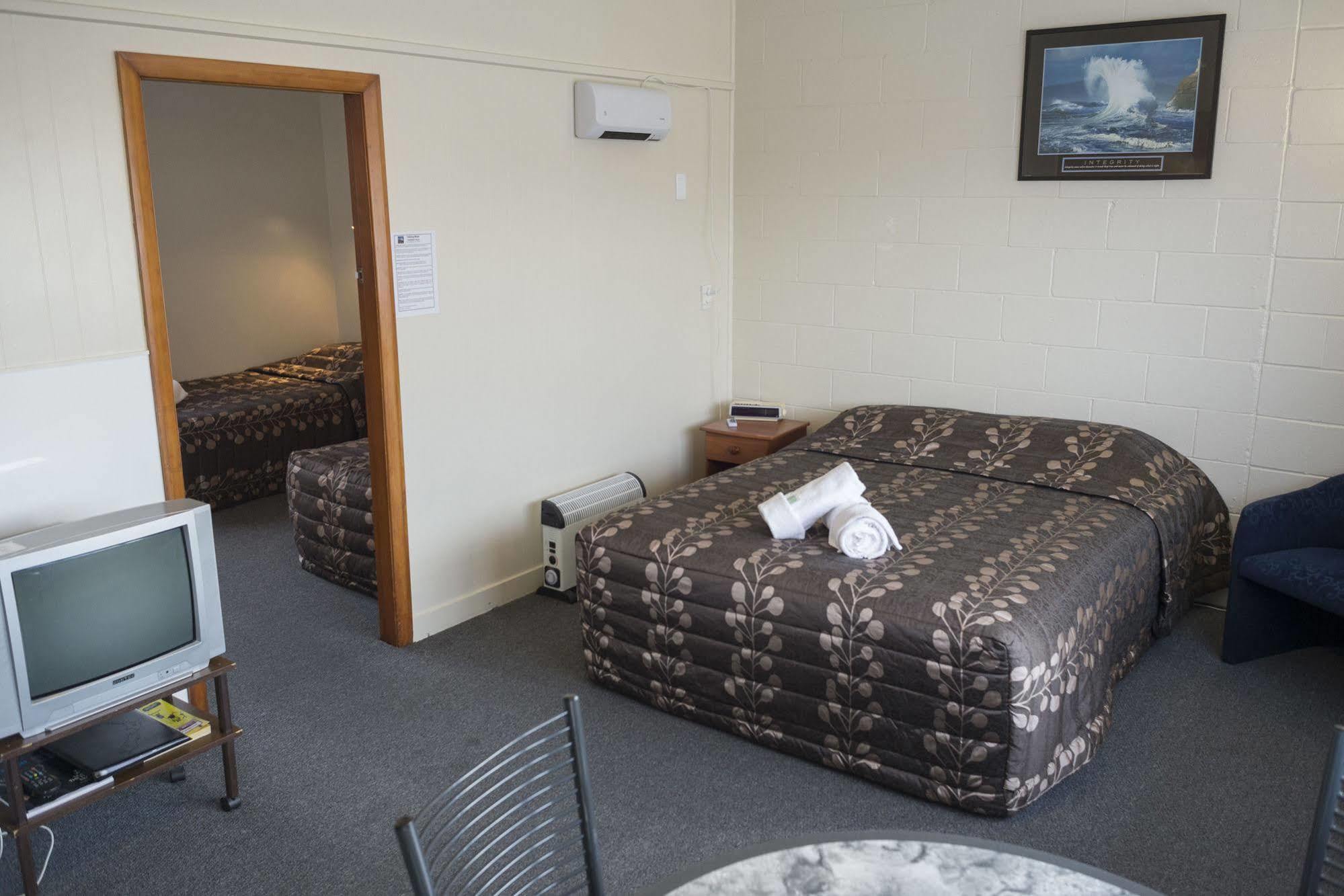 Feilding Motel Экстерьер фото