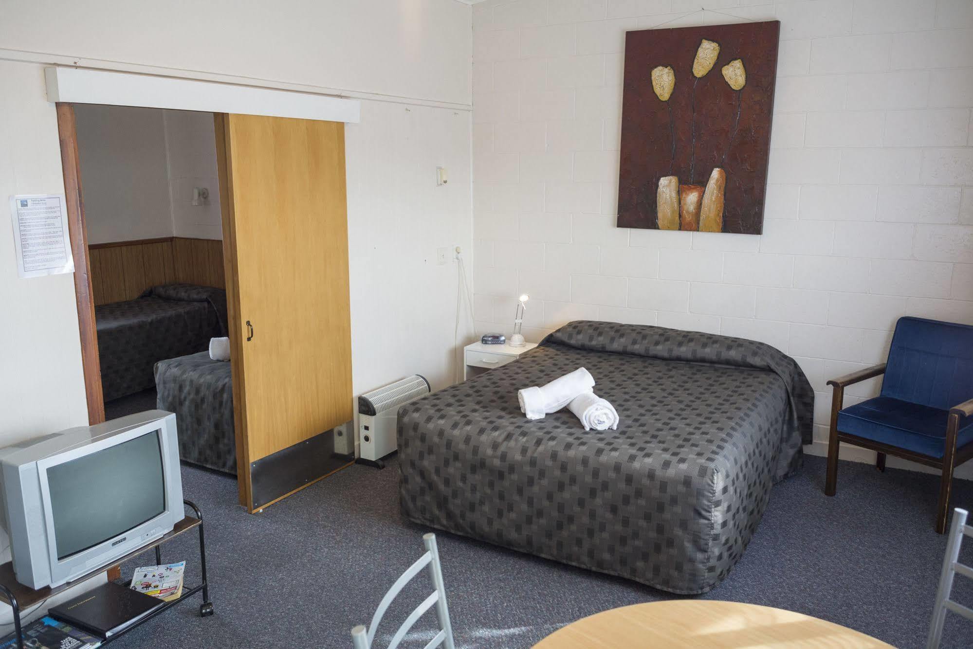 Feilding Motel Экстерьер фото