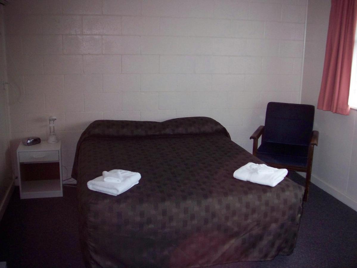 Feilding Motel Экстерьер фото