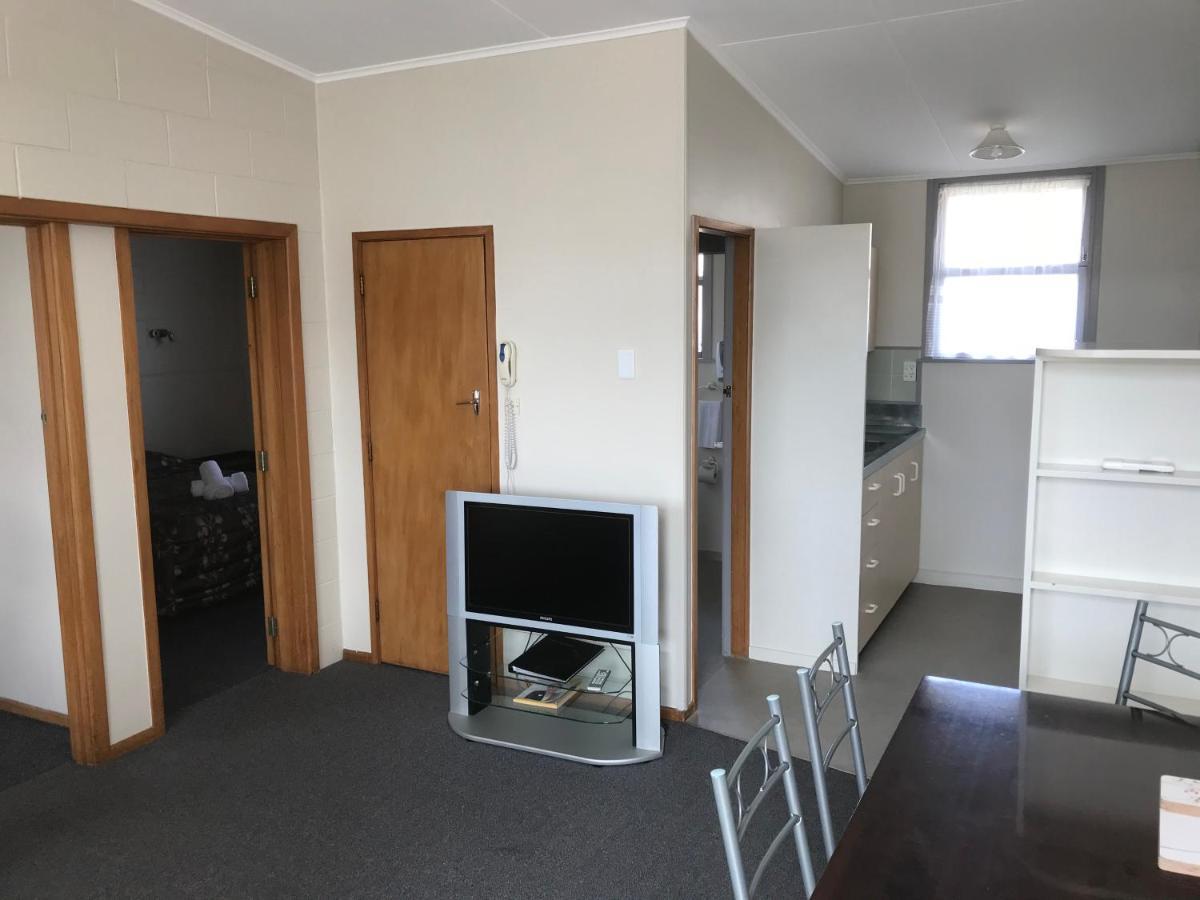 Feilding Motel Экстерьер фото